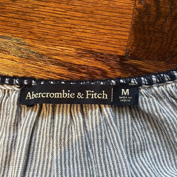 Abercrombie & Fitch Blouse - Picture 6 of 6